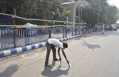 WB Covid19 Protocol: খোলা ওষুধের দোকান থেকে এটিএম, রাজ্যে কড়া বিধিতে আর কীসে মিলবে ছাড়?