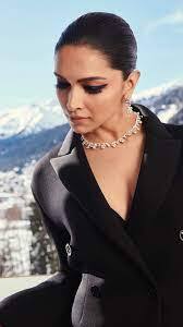 Priyanka Chopra से Kiara Advani तक, इन एक्ट्रेस ने साबित किया कि डायमंड हर लड़की के Best Friend होते हैं