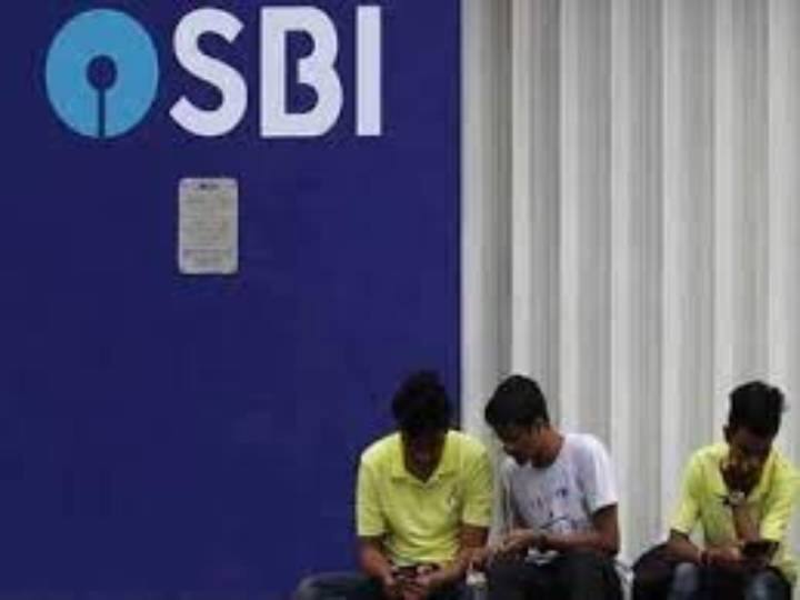 State Bank of India change their working hour, also limited some other work in bank SBI New Rule: अगर एसबीआई में है कोई काम हो तो जान लें बैंक का नया समय, कोरोना के चलते हुआ है बदलाव