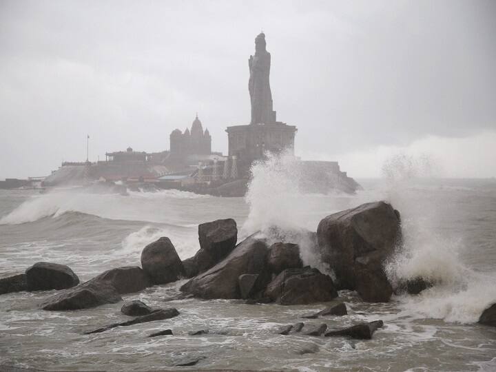 Very severe cyclonic storms getting more frequent in Indian Ocean, Arabian Sea Ministry of State Earth Science stated Cyclone Alert: শক্তিশালী ঘূর্ণিঝড়ের প্রাবল্য বাড়বে ভারতে, সতর্ক করল মন্ত্রক