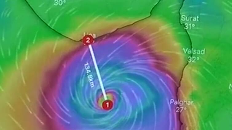 Cyclone Tauktae :  5 petrol pump collapse in Amreli district, some petrol pump damaged on national highway Cyclone Tauktae : સૌરાષ્ટ્રના કયા રોડ રોડ પર 5 પેટ્રોલપંપ થયા ધરાશાયી? પેટ્રોલ-ડીઝલનું વેચાણ બંધ