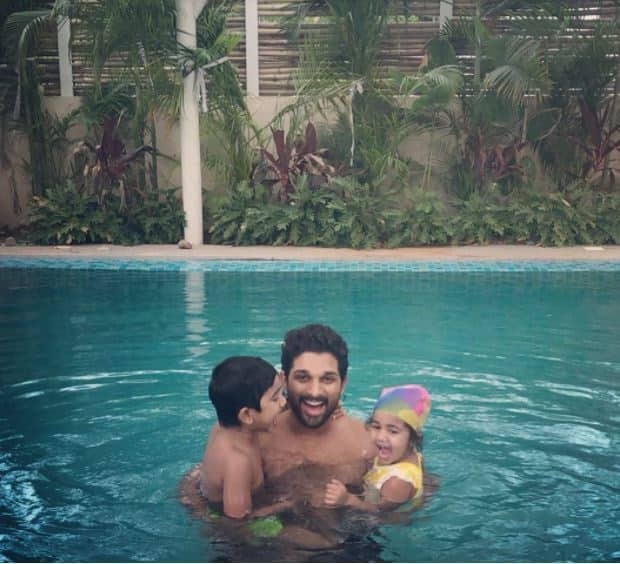 अल्लू अर्जुन टॉलीवुड के सबसे महंगे एक्टर्स की लिस्ट में टॉप पर हैं. यही नहीं, अल्लू ‘फोर्ब्स इंडिया’ के 100 सेलिब्रिटीज में अपनी जगह भी बना चुके हैं.