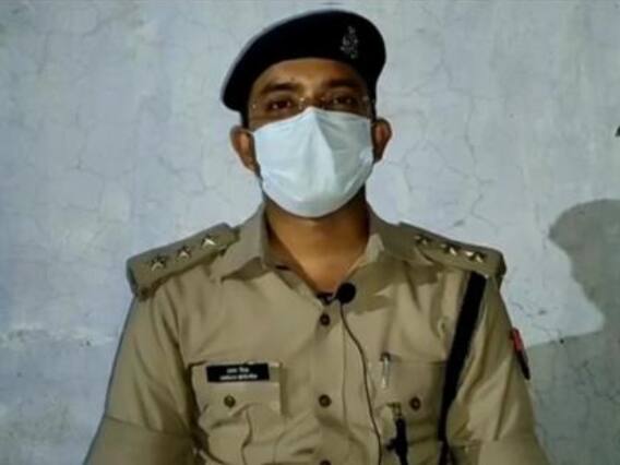 यूपी: बलरामपुर में चुनावी रंजिश को लेकर भिड़े प्रधान और पूर्व प्रधान के समर्थक, दो की मौत, कई घायल यूपी: बलरामपुर में चुनावी रंजिश को लेकर भिड़े प्रधान और पूर्व प्रधान के समर्थक, दो की मौत, कई घायल