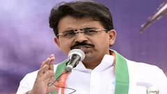 કોરોનાની આ આફતમાંથી આપણે થોડા ઘણા અંશે દૂર થતા હોય એવું લાગી રહ્યું છે...........