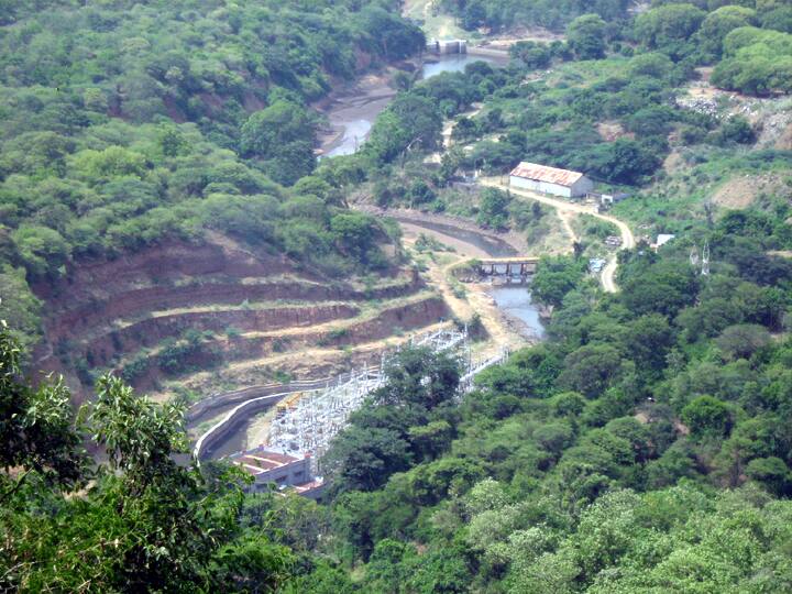 Start of power generation with water released from Mullaiperiyaru dam Cyclone Tauktae: முல்லைப் பெரியாறு அணையில் திறந்து விடப்படும் நீர் மூலம் மின்சார உற்பத்தி துவக்கம்