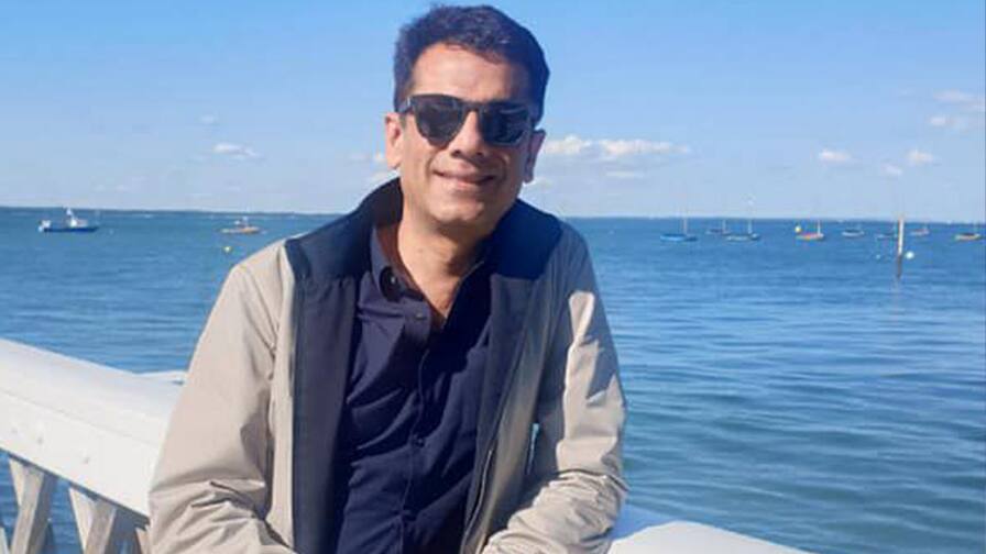 Navneet Kalra Police Custody : অক্সিজেনের কালোবাজারি ও মজুতের ঘটনায় ব্যবসায়ী নভনীত কার্লার পুলিশ হেফাজত Navneet Kalra Sent for three Day Police Custody In Oxygen Concentrators Black Marketing Case Navneet Kalra Police Custody : অক্সিজেনের কালোবাজারি ও মজুতের ঘটনায় ব্যবসায়ী নভনীত কার্লার পুলিশ হেফাজত