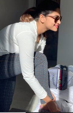 Shivani Narayanan Pics: ‘அழகூரில் பூத்தவளே...எனை அடியோடு சாய்த்தவளே...!’