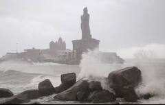 Cyclone tauktae : கடக்குது டவ்-தே! களேபரத்தில் மும்பை, குஜராத்