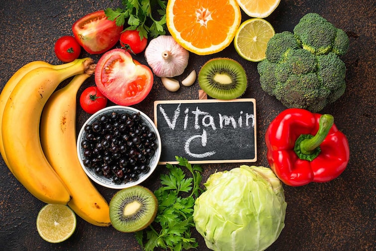 Natural Food Source Of Vitamin C, Fruits And Vegetables With Full Of Vitamin C Health Benefits Deficiency And Symptoms Vitamin C For Health: इम्यूनिटी को मजबूत बनाने के लिए जरूरी है विटामिन सी, ये हैं विटामिन सी से भरपूर फल और सब्जियां
