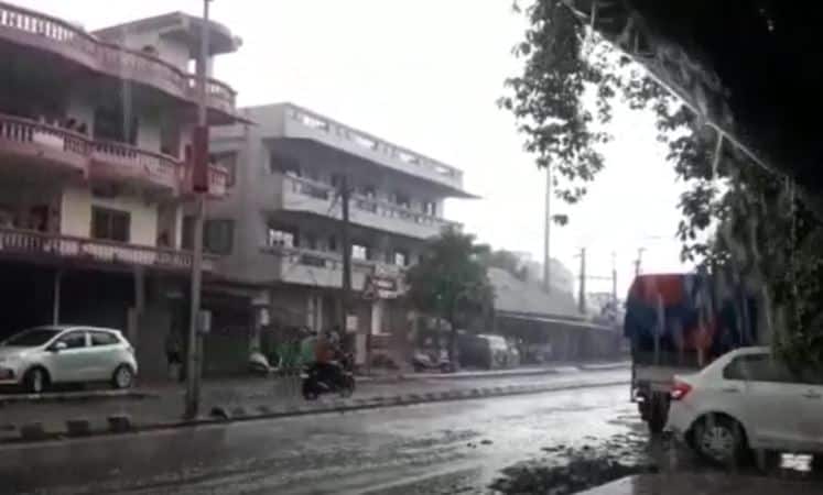 Cyclone Tauktae: 84 talukas received rainfall due to cyclone tauktae effect details inside Cyclone Tauktae : છેલ્લા 24 કલાકમાં રાજ્યના 84 તાલુકામાં વરસાદ, જાણો ક્યાં સૌથી વધુ પડ્યો વરસાદ