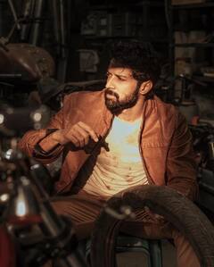 சிற்பி விரல்களும் சிலை செதுக்குமே - சந்தோஷ் பிரதாப் ஆல்பம்