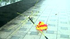 वरळी सी फेस, वांद्रे बॅंडस्टॅंड आणि गेट वे ऑफ इंडियावर TAUKTAE चा तडाखा,'माझा'च्या कॅमेरामनचीही कसरत