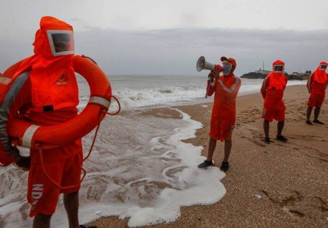 Cyclone Tauktae : landfall process started next 2 hours: IMD Cyclone Tauktae : ગુજરાતના દરિયા કિનારાની નજીક પહોચ્યું વાવાઝોડુ, લેન્ડફોલ પ્રક્રિયા શરૂ થઈ: IMD