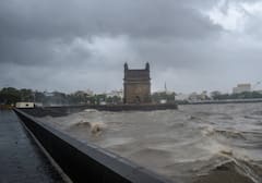 Cyclone Tauktae : Mumbai में तेज हवाओं के साथ बारिश, Airport को किया गया 3 घंटे के लिए बंद