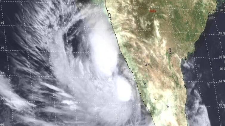 Cyclone Tauktae : Today, Cyclone enter in Botad, Surendranagar , Ahmedabad and Mehsand districts Cyclone Tauktae : ગુજરાત માટે 24 કલાક બહુ ભારે, જાણો ક્યા વિસ્તારો પર છે મોટો ખતરો ?