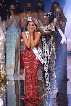 Miss Universe 2021: মিস ইউনিভার্স মেক্সিকোর আন্দ্রেয়া মেজা, পেশায় সফটওয়্যার ইঞ্জিনিয়ার