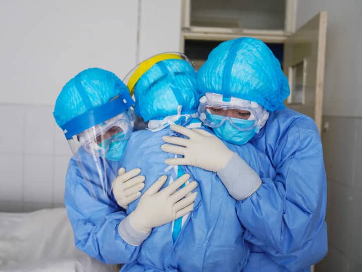 வீட்டில் இருப்பவர்களிடம் இதையாவது சொல்லி வைங்க; எழுத்தாளர் ஷான் கருப்பசாமி Writer Shan karuppusamy request for family heads வீட்டில் இருப்பவர்களிடம் இதையாவது சொல்லி வைங்க; எழுத்தாளர் ஷான் கருப்பசாமி