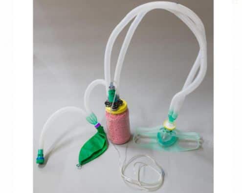 Exhaust oxygen to be recycled, 'The-Rebreather' prototype manufactured at Mumbai IIT मुंबई आयआयटीमध्ये 'द-रिब्रेथर' प्रोटोटाईपची निर्मिती, ऑक्सिजन सिलेंडरचा वापर कमी करण्यास मदत होणार