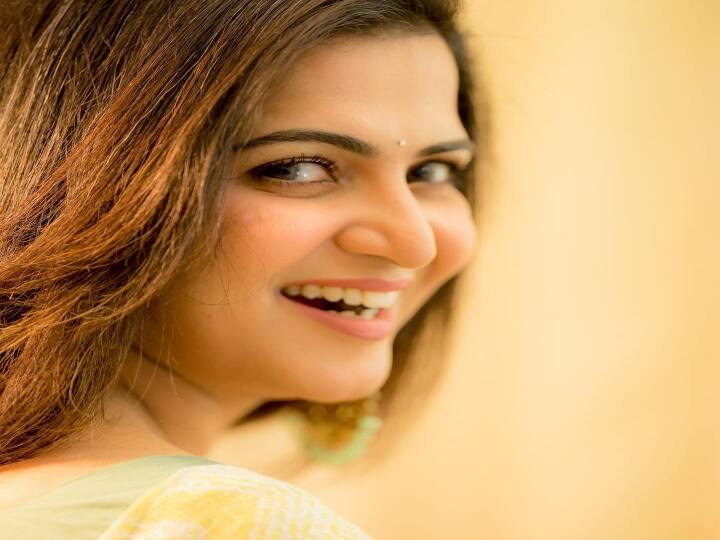 என் தேகத்தில் ஸ்பானிஷ் நிறமச்சி...