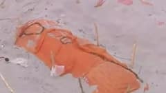 घट रहे हैं कोरोना के मामले, फिर भी हो रही हैं रिकॉर्ड मौतें, क्या है वजह? | इंडिया चाहता है