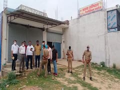 Basti: इलाज और ऑक्सीजन सिलेंडर के नाम पर मरीजों को लूट रहा था अस्पताल, प्रशासन ने की छापेमारी