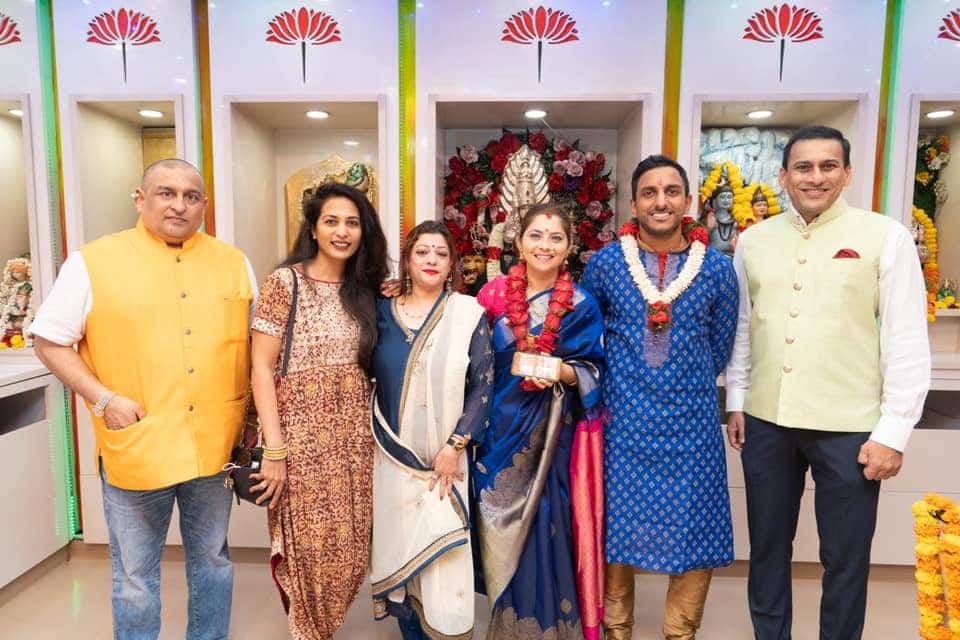 अभिनेत्री सोनाली कुलकर्णी विवाहबद्ध! लग्न समारंभाचा खर्च कोविड मदतनिधीला देणार