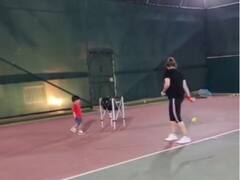 Viral: मां सानिया के कोच बने बेटे इजहान, टेनिस प्रैक्टिस के दौरान का वीडियो हुआ वायरल