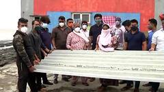 TAUKTAE : चक्रीवादळात उद्धवस्त झालेल्यांना दिलं नवं छत, स्थलांतरणासह महिनाभर पुरेशा धान्याचीही मदत