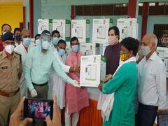 Pilibhit: एक हफ्ते में वरुण गांधी का दूसरा दौरा, प्रशासन को दिये 21 ऑक्सीजन कन्संट्रेटर