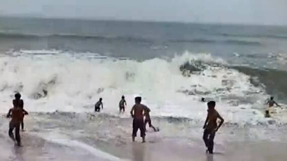 'ताउते' की तबाही की गवाही देती तस्वीरें, अगले 24 घंटे ज्यादा सावधान रहने की जरूरत | Mudde Ki Baat