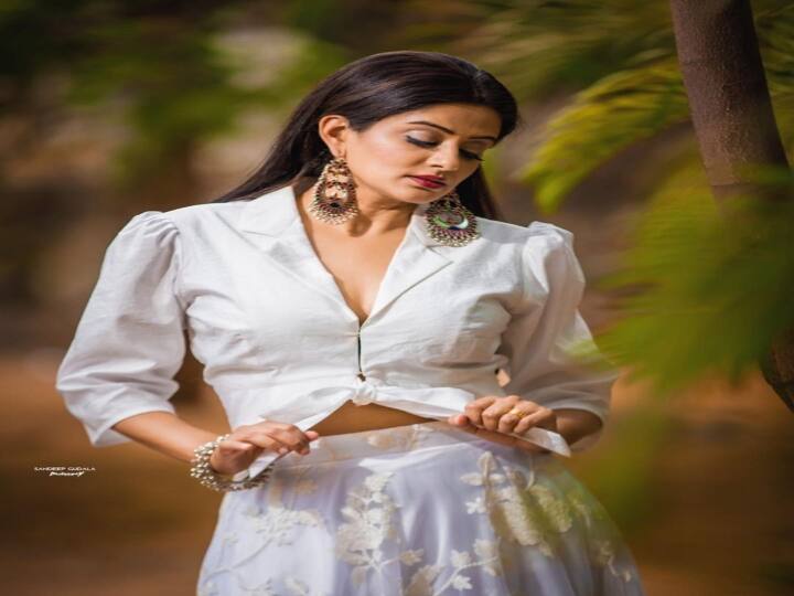 நீ போடா அல்லி