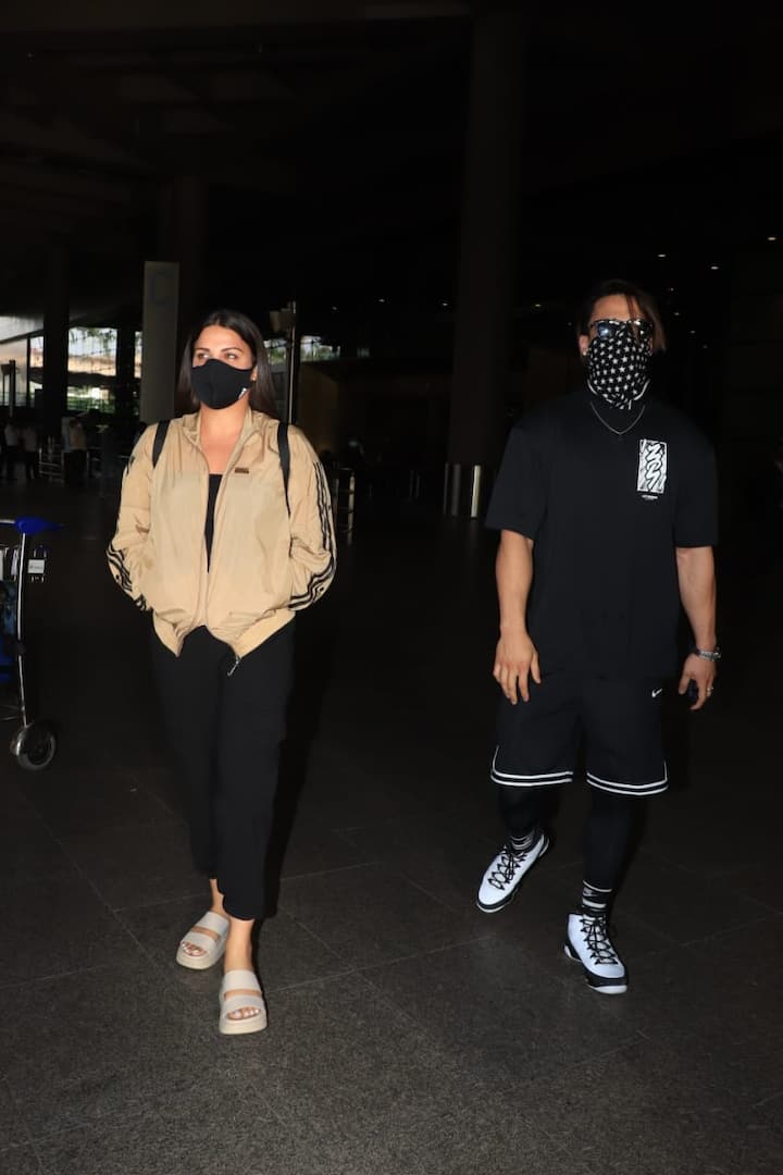 Asim and Himanshi's sizzling chemistry became the talk of the town while they were locked inside the 'BB 13' house. (All PICS Credit: Instagram)