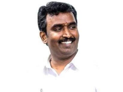 m muruganandam quits makkal needhi maiam மநீம.,வில் விழுந்தது மற்றொரு விக்கெட் சுயமரியாதைக்கு இழுக்கு என விடைபெற்றார் எம். முருகானந்தம்