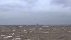 Cyclone Tauktae: তওতের তাণ্ডবে ডুবল বার্জ, উদ্ধার ৩৭টি দেহ, এখনও নিখোঁজ ৪৮