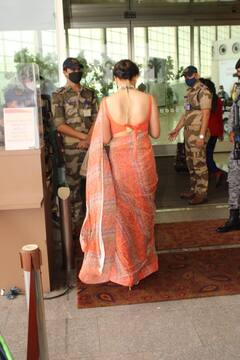 IN PICS: After Recovering From Covid Kangana Ranaut Clicked At Mumbai Airport Looking Resplendent In A Chiffon Saree