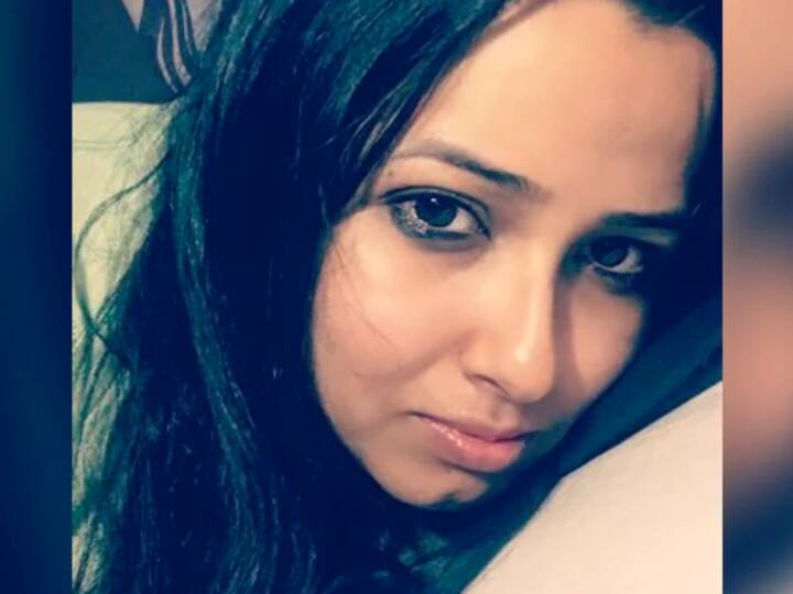 दिल्ली: जामिया प्रोफेसर का कोरोना से निधन, अस्पताल में बेड के लिए ट्विटर पर मांगी थी मदद Professor Nabila Sadiq of Jamia Millia Islamia died at the age of 38 from Corona दिल्ली: जामिया प्रोफेसर का कोरोना से निधन, अस्पताल में बेड के लिए ट्विटर पर मांगी थी मदद