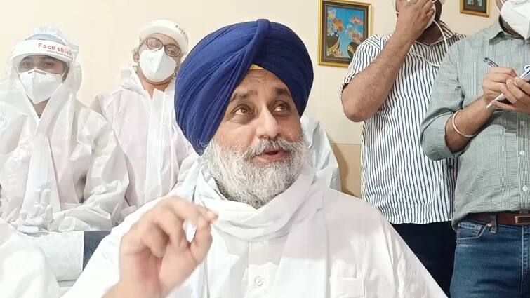 Sukhbir Badal angry on Captain Amarinder due to Corona Virus but favor in center Government ਕੋਰੋਨਾ ਮਹਾਮਾਰੀ ਕਰਕੇ ਸੁਖਬੀਰ ਨੇ ਲਾਏ ਕੈਪਟਨ ਨੂੰ ਰਗੜੇ ਤੇ ਕੇਂਦਰ ਨੂੰ ਪਲੋਸਿਆ