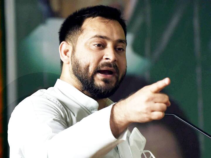 Tejashwi Yadav asked questions from cm nitish kumar on 64th BPSC exam Why delay in result ann 64वीं BPSC का परिणाम नहीं आने पर तेजस्वी ने CM नीतीश पर कसा तंज, कहा- सेटिंग-गेटिंग तो नहीं हो रहा