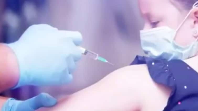Zydus Cadila ने कोविड वैक्सीन के लिए इमरजेंसी इस्तेमाल की मांगी मंजूरी, जल्द शुरू हो सकता है बच्चों का टीकाकरण