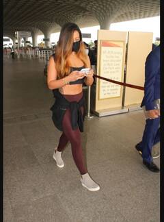 ਏਅਰਪੋਰਟ 'ਤੇ ਦਿਖੀ ਟਾਈਗਰ ਸ਼੍ਰੌਫ ਦੀ ਭੈਣ ਕ੍ਰਿਸ਼ਨਾ ਸ਼੍ਰੌਫ, ਫਿੱਟਨੈੱਸ ਦੇਖ ਕੇ ਹਰ ਕੋਈ ਹੈਰਾਨ 