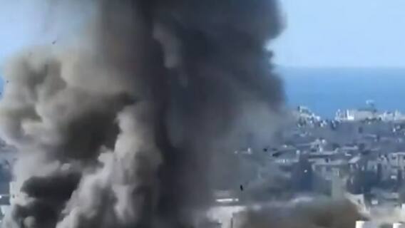 Visuals of war between Israel & Hamas | Viral Express