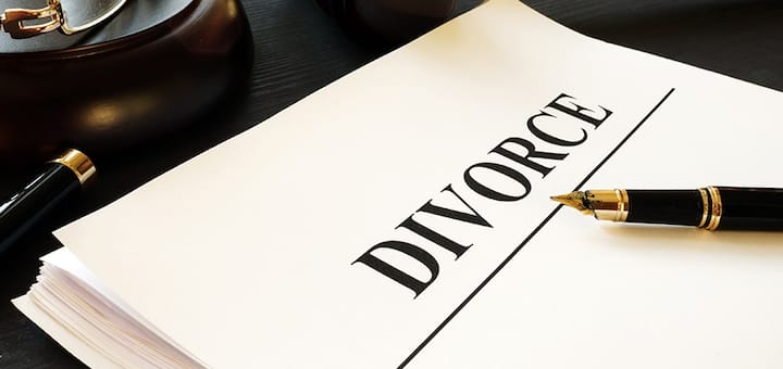 Who gets custody of the child during divorce? Know - Rules and Laws तलाक के दौरान बच्चे की कस्टडी किसे मिलती है? जानिए- नियम और कानून