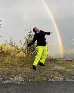 वक्त मिलते ही निकल पड़ती हैं मुक्तेश्वर, देखें Neena Gupta के पहाड़ों पर बने इस खूबसूरत घर की सुंदर तस्वीरें