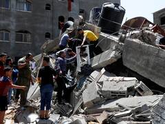 गाजा पट्टी पर इजराइल के हवाई हमले जारी, युद्धविराम को लेकर असमंजस की स्थिति