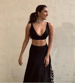 Katrina Kaif से Alia Bhatt तक, इन हसीनाओं ने Wedding Season के लिए Black कलर का किया चुनाव