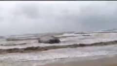 Cyclone Tauktae: 'তওতে'র তাণ্ডবে কর্ণাটক উপকূলে বার্জ ডুবে মৃত্যু দক্ষিণ ২৪ পরগনার বাসিন্দা যুবকের, নিখোঁজ আরও ১