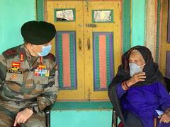 जम्मू-कश्मीर में 120 साल की महिला ने ली कोरोना की वैक्सीन, उत्तरी सैन्य कमांडर ने किया सम्मानित