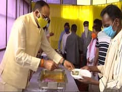 लखनऊ: कानून मंत्री ने गरीबों के लिए शुरू किया अटल भोजनालय, मुफ्त मिलेगा भरपेट भोजन