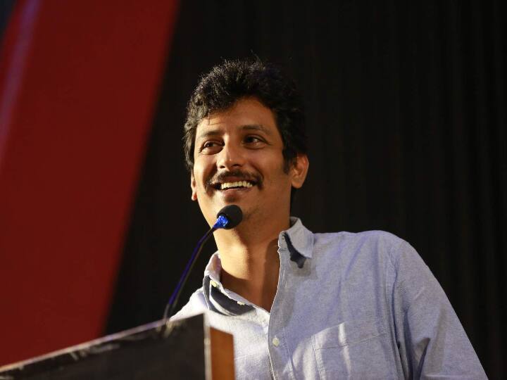 ஏதும் சொல்லாமலே எண்ணி செய்வோம் என  அந்த லீலைகளின் கில்லி நான்