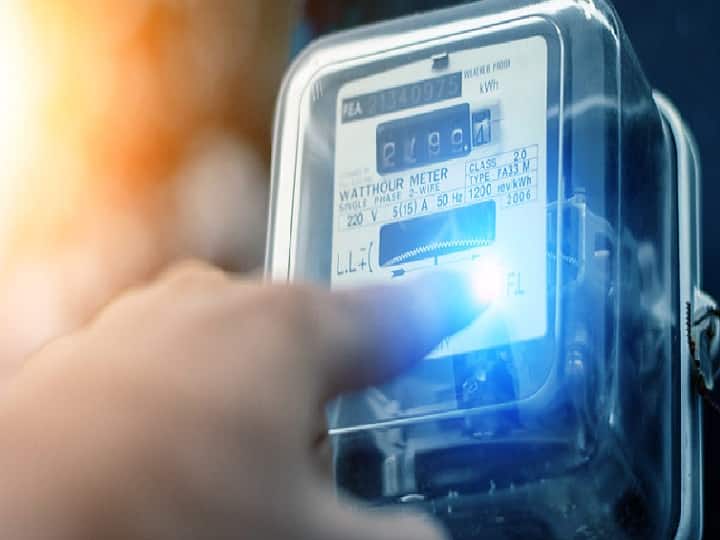 Consumer can calculate may month electricity eb bill says TNEB TNEB Bill | மின்சார கட்டணத்தை பொதுமக்களே கணக்கீடு செய்வது எப்படி?